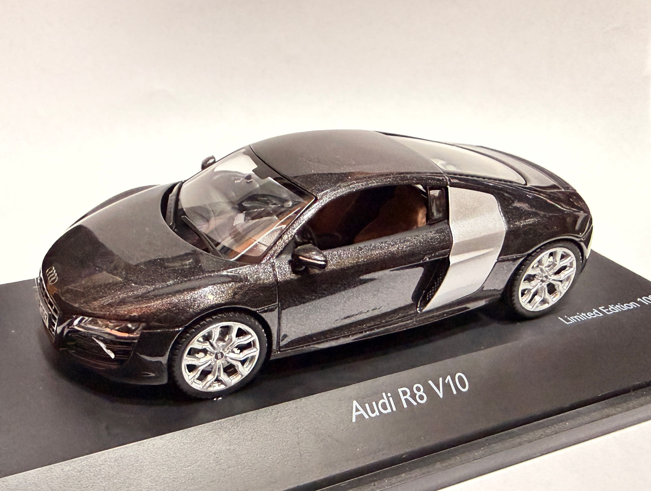 AUDI R8 V10 - SCHUCO