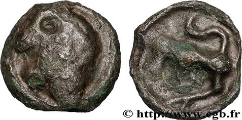 1er siècle avant JC Turons (région de Tourraine) Potin à la tête diabolique et au toreau c