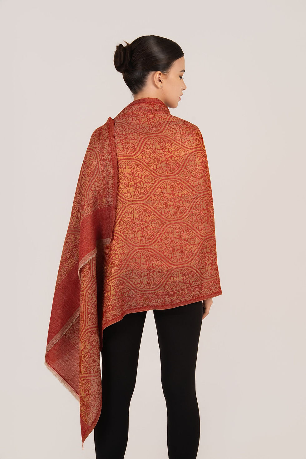 Thumbnail: Fortuny in russet