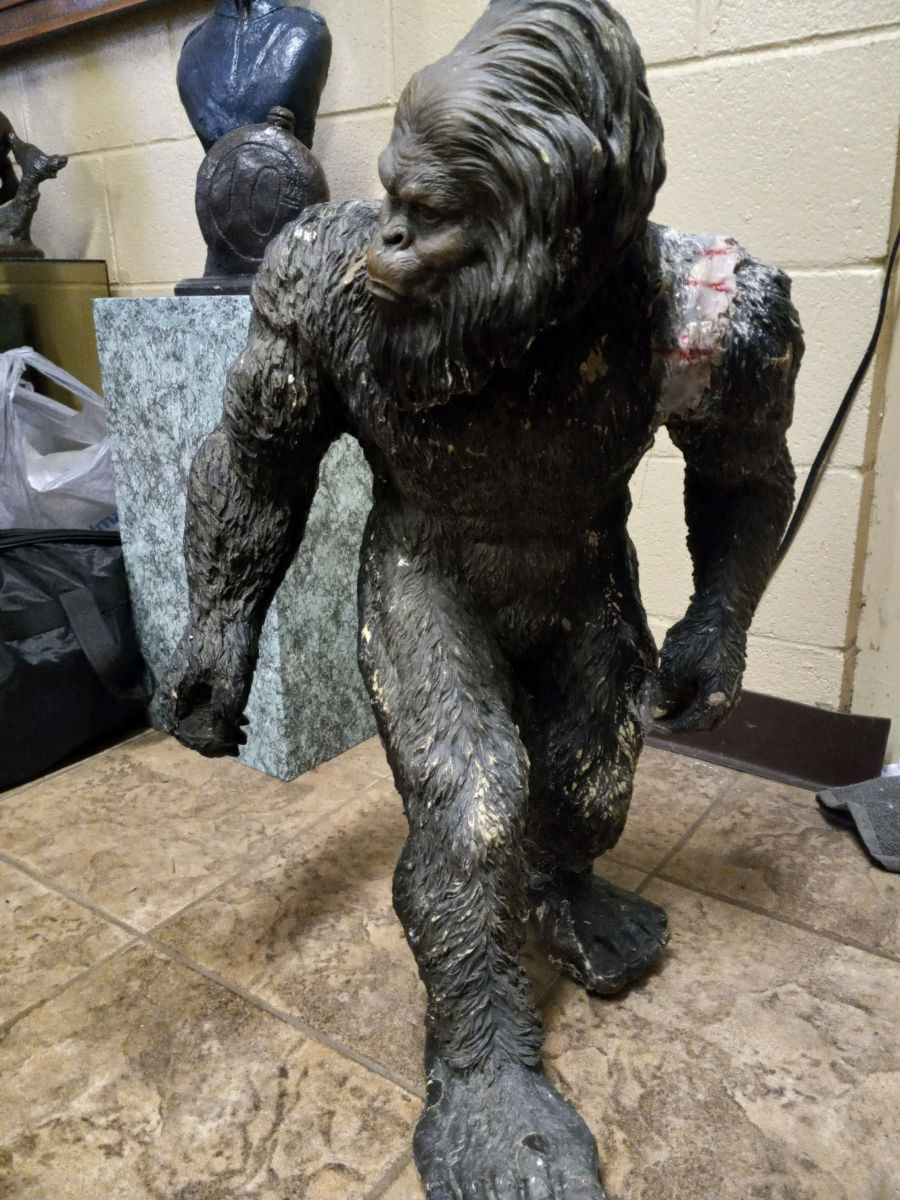 Custom Sculptures of Big Foot. Animals in the Wild. Big Family
