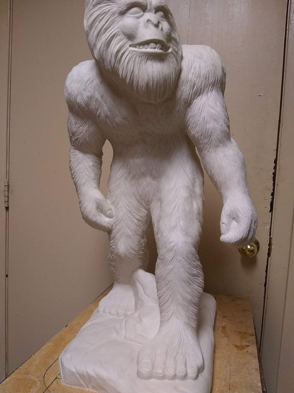Custom Sculptures of Big Foot. Signs of Nature. Star Struck. BIG Family