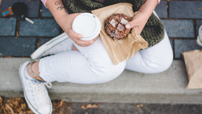 Ep. 3: Managing food allergies as an adult & tips on dining out and traveling with allergies