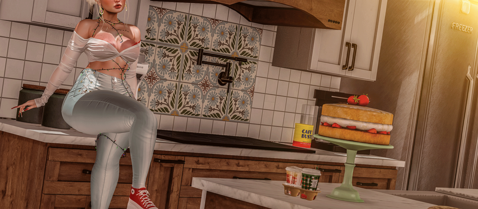 Sweet temptation on the counter 🍰🔥