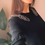 Miniatura: Blusa preta com bordado ombreiras 