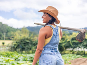 Donne contadine: chi l’ha detto che il fango è roba da uomini?