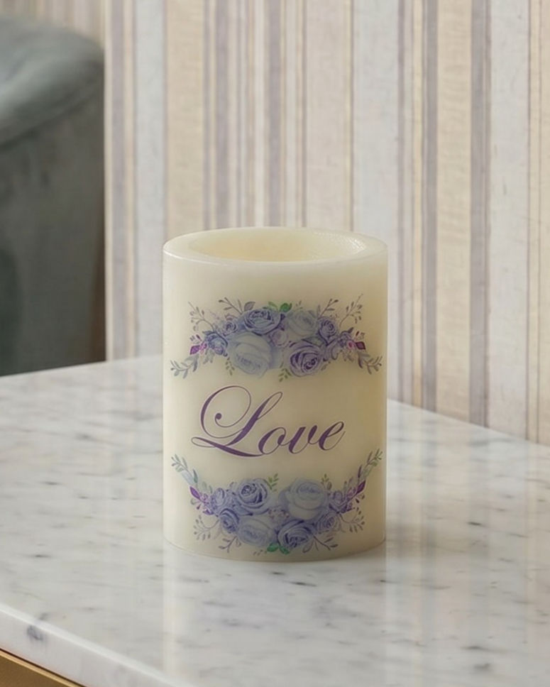 The Wreath personalized flameless LED candle small size, daylight