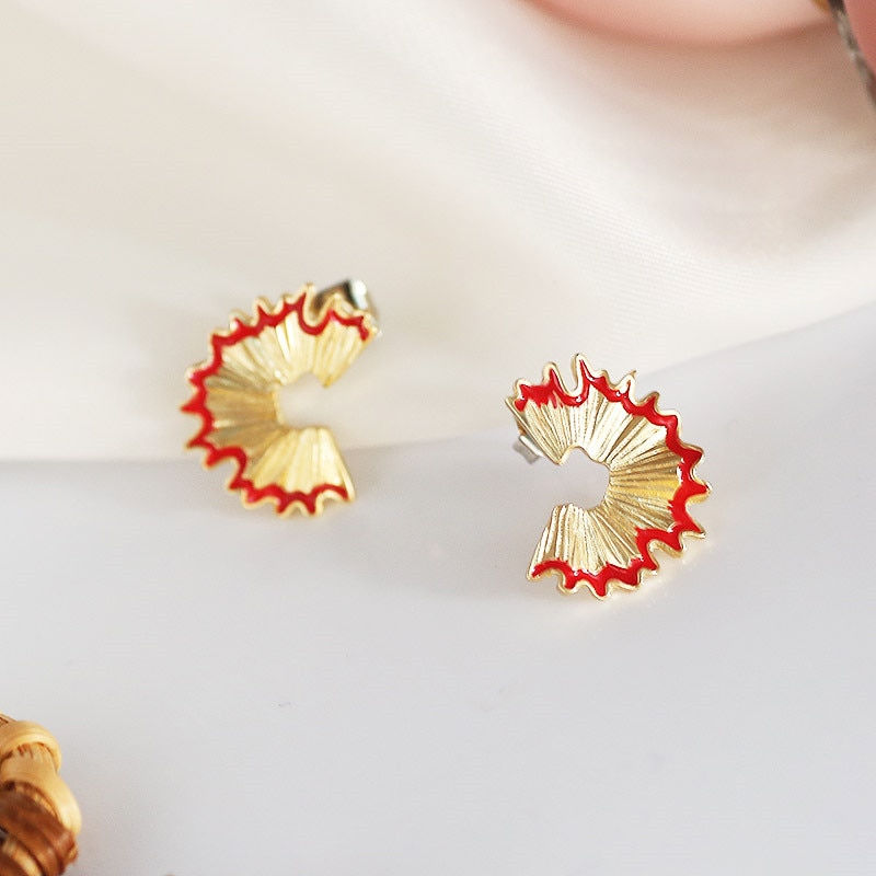 Thumbnail: Timlee New Personality Irregular Geometry Pencil Scraps Alloy Studs Earrings