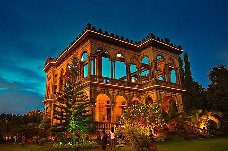 1024px-The_Ruins_in_Talisay__Negros_Occi