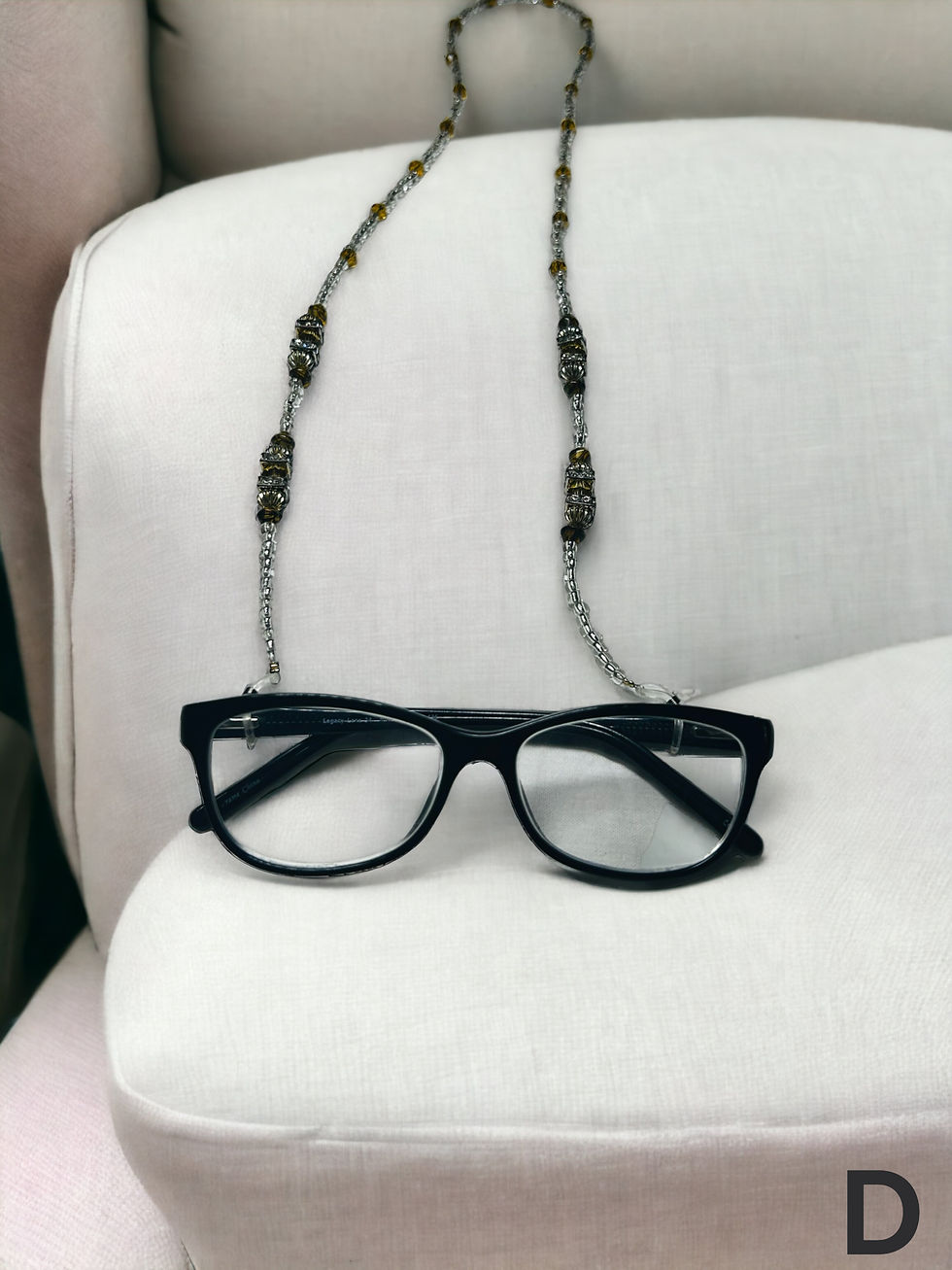 Thumbnail: Beaded Eye Glass Minder