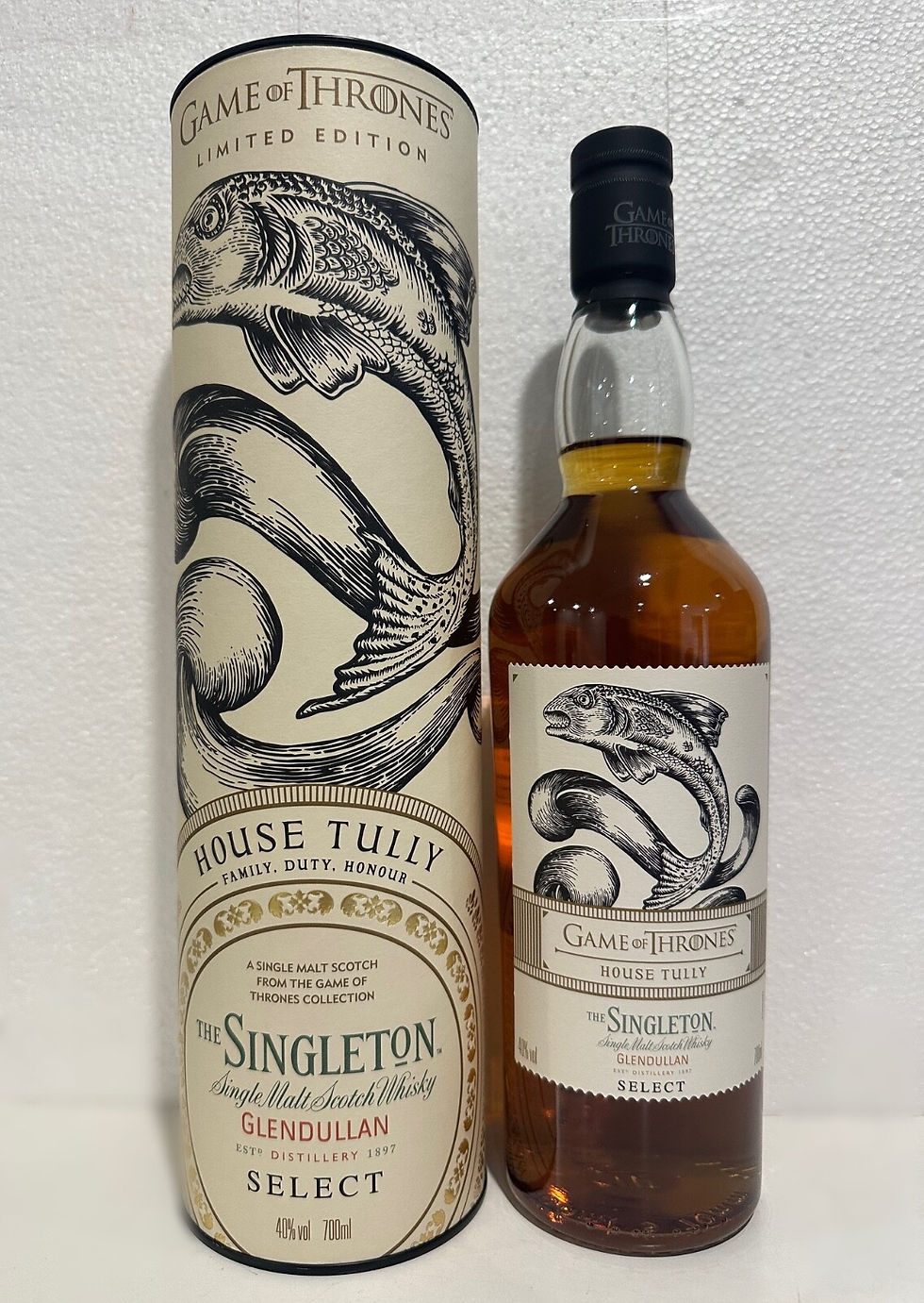 Singleton Single Malt Scotch Whisky Glendullan Distillery Select Game of Thrones