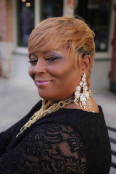 Pastor Pesinsia Lowery (2).jpg