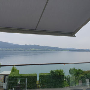Markise, Beschattung in Oberösterreich, Aussicht auf Attersee