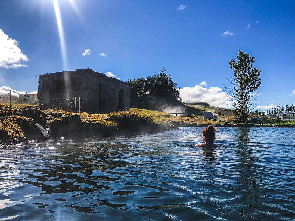 Le Secret Lagoon sur la route du Cercle d'Or