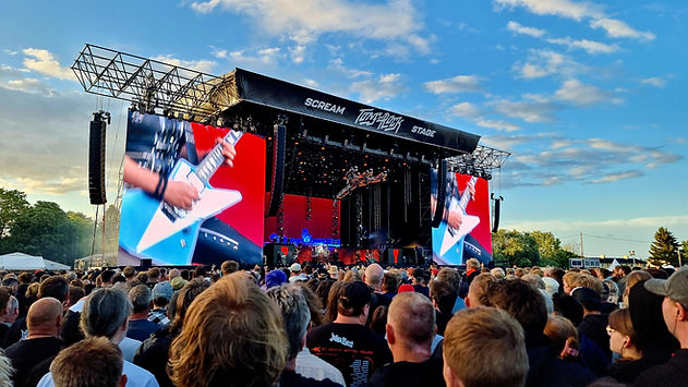 Bilde av hovedscenen under Judas Priest konsert