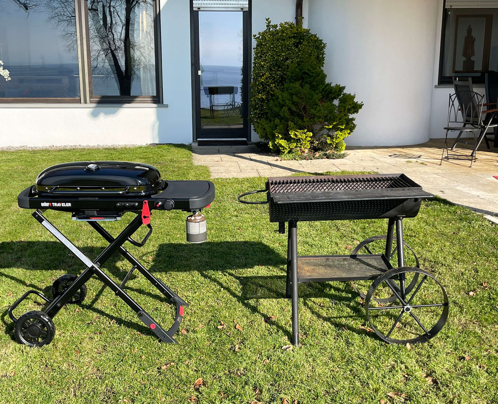 Per gli amanti del barbecue, Villa Noho offre, vicino alla terrazza, sia un grill a carbone che uno a gas. Entrambi i grill sono dotati di ruote pratiche e possono essere facilmente spostati.