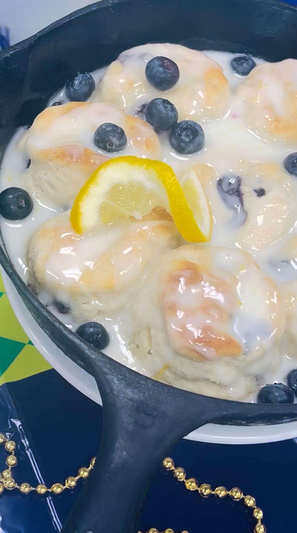 7-Up Blueberry Lemon Biscuits with Lemon Glaze