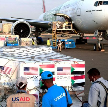 OMS: Pandemia "durará un año más de lo que debería" si las vacunas no llegan a los países más pobres