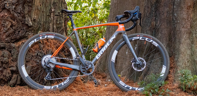 Gravel bike with PLUS Aero wheelsets
