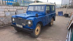 Land Rover (2)