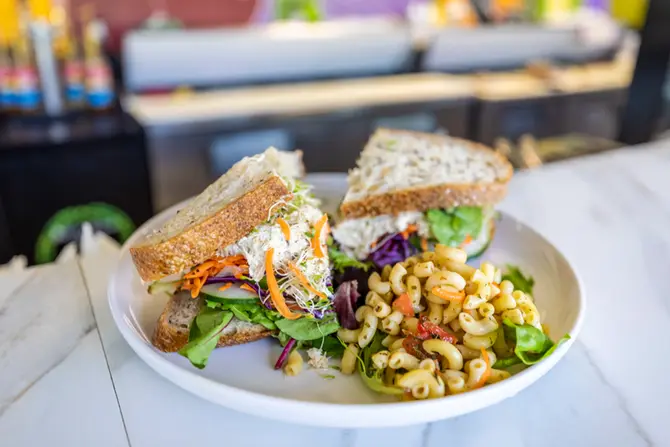 Fresh, Delicious and Tasty Food. Breakfast and Lunch. Sandwiches, Entrees, Pastries, and Coffee.