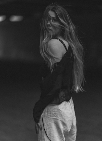 Über mich, Paarfotografin, Familienfotografin, Vanessa Neufeld Fotografin, Paare, Familien, Hochzeit, Portrait, Fotografin Wagenfeld, Ströhen, Petershagen, Minden, Preußisch Oldendorf