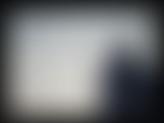 家庭内暴力により、今もトラウマを抱えるMel Edenが、愛を模索した新曲「A Kid」をリリース