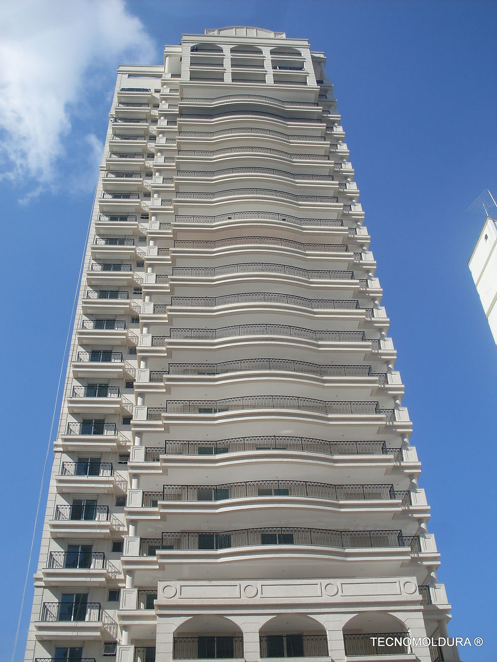 Edifício c/ Tecnomoldura - Foto ED20
