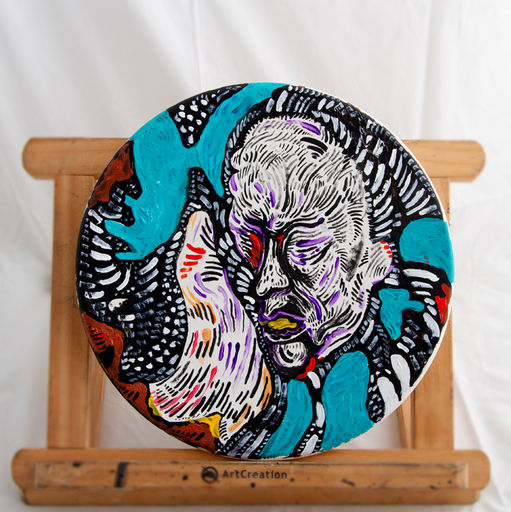 נפילים - צלחות מצוירות