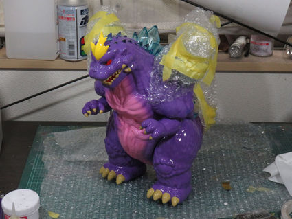 ソフビ修復neoplayerone スペースゴジラ塗装剥がれの修理