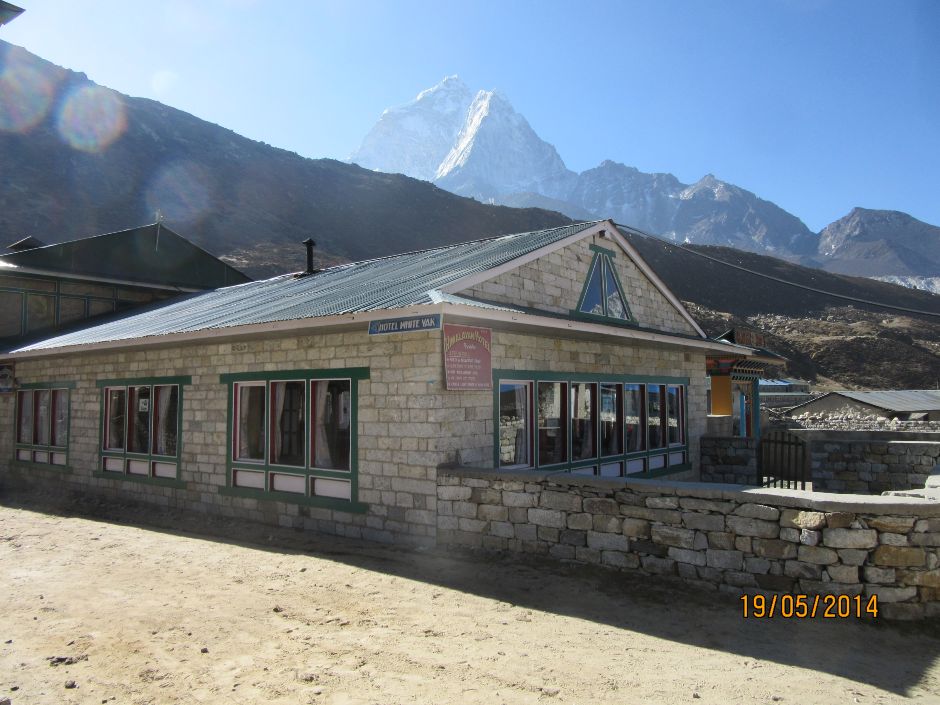 The Himalayan Hotel at Pheriche is a good lodge to stay in when coming down from Gorak Shep on the Everest Base Camp trek.