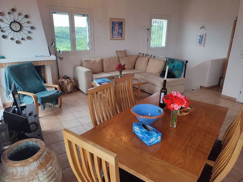 Dining & living area of Lemoni Split at Koroni in the Peloponnese, Greece.