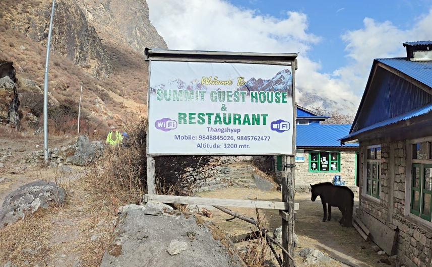Summit Guest House & Restaurant in Thyangsyap which is on the Langtang trek