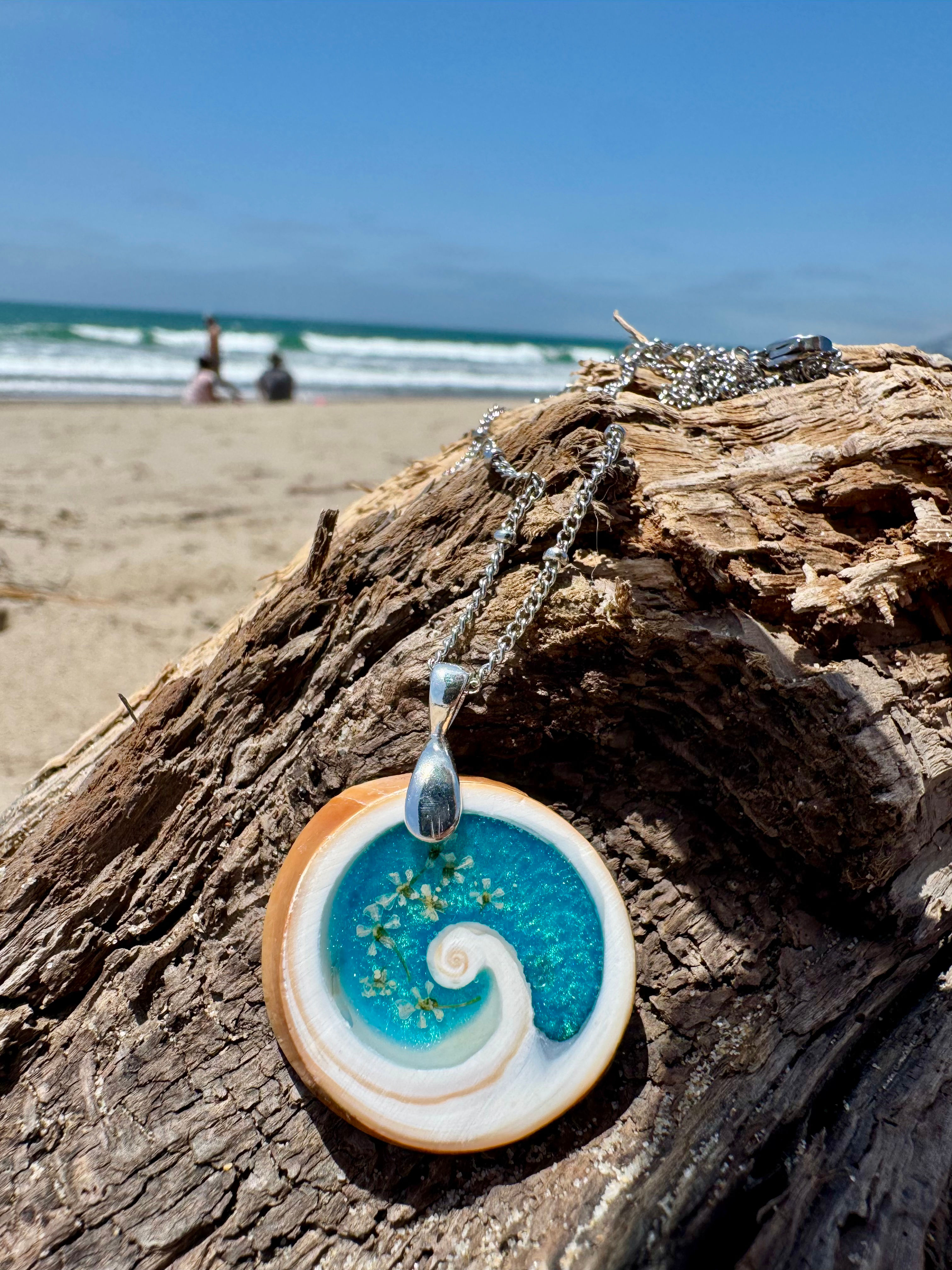 Floral Turquoise Wave Necklace
