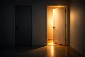 DÍA 17 — CUANDO DIOS CIERRA PUERTAS PARA ABRIR SU PROPÓSITO