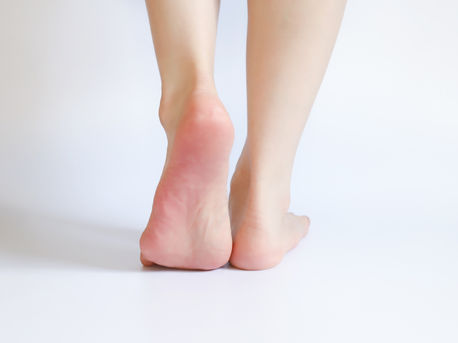 【加古川市の整骨院が解説】足の痛みから考える膝痛・腰痛｜繰り返さない体づくりとは