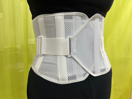 【腰痛に、コルセットは本当に必要なの?】