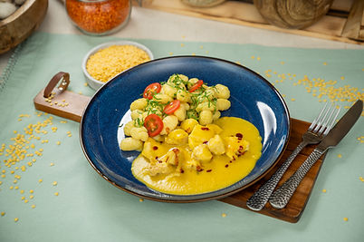 omacka ze zlute cocky