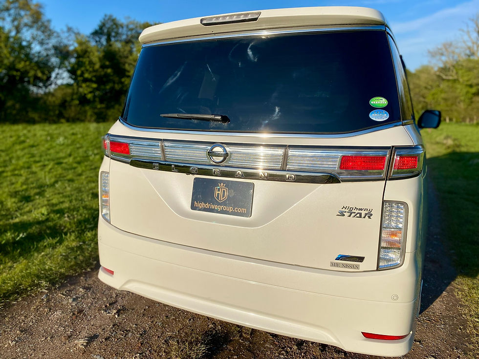 Thumbnail: 2012 Nissan Elgrand URBAN Chrome 2.5 Highway Star