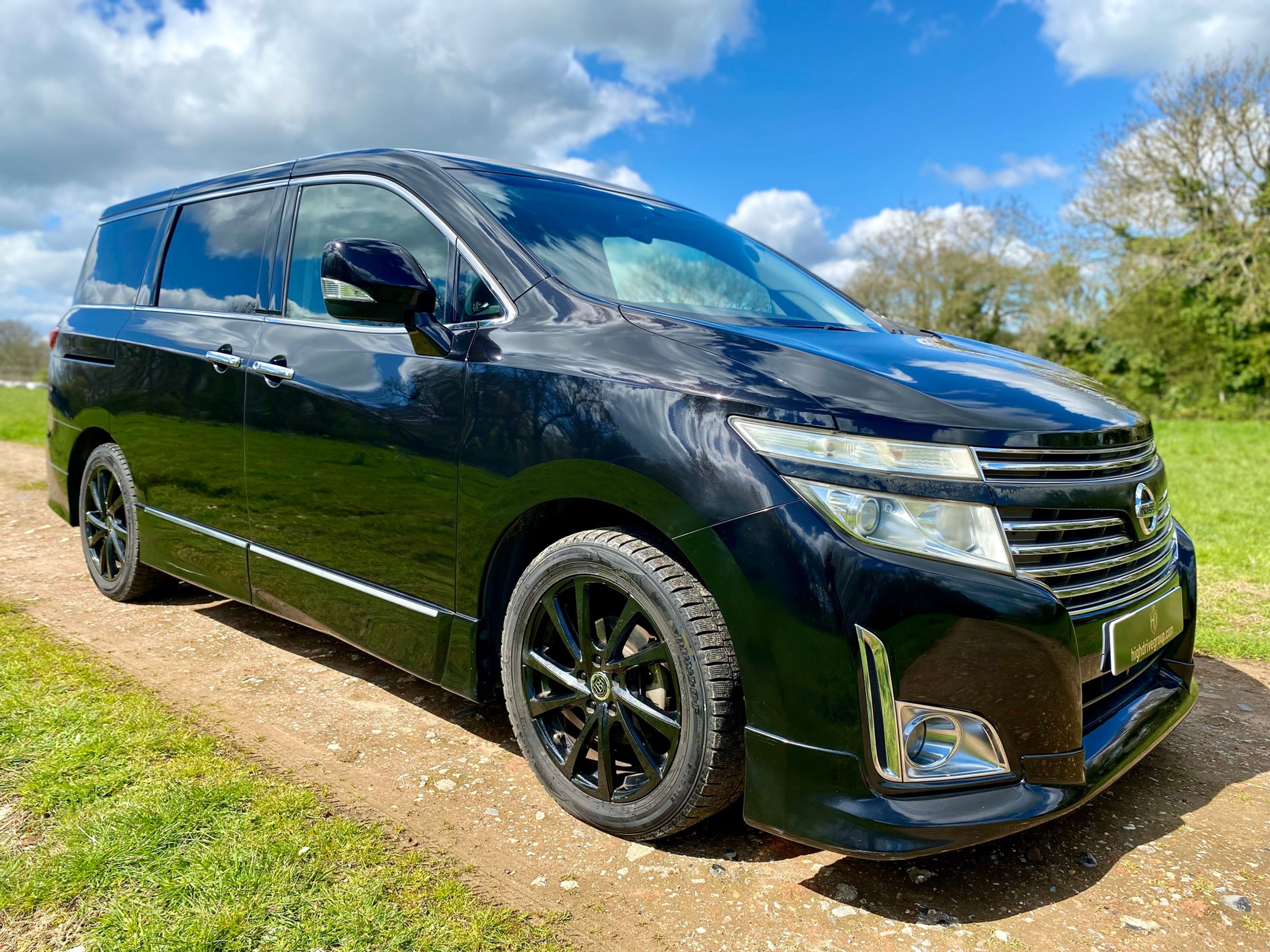 Nissan Elgrand 2.5 Highway Star Auto 