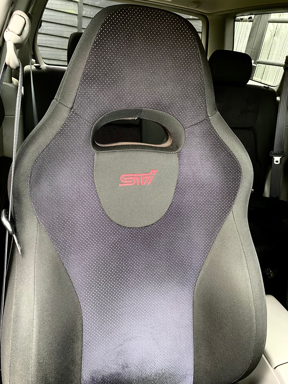 Thumbnail: Subaru Forester STi 2004 Edition.