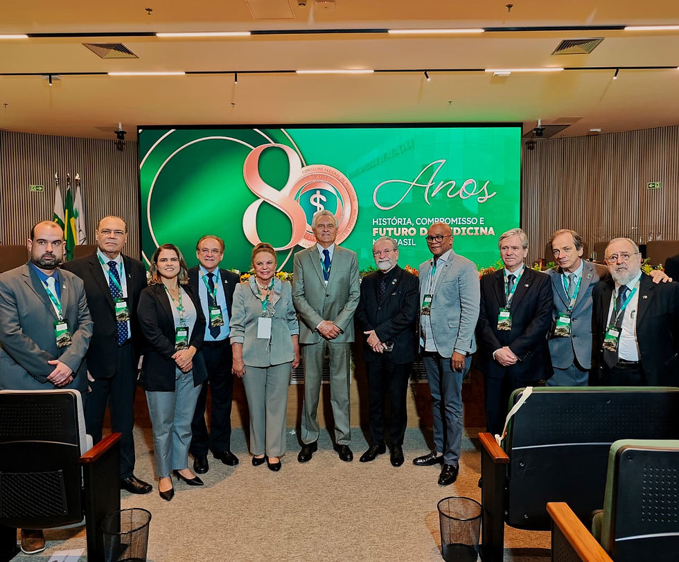 Evento de 80 anos do CFM reúne grandes lideranças médicas do Brasil.