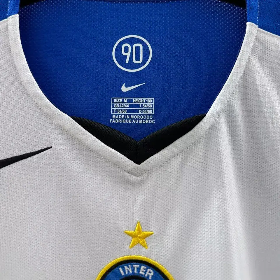 Thumbnail: InterMilan Away White 2004/05