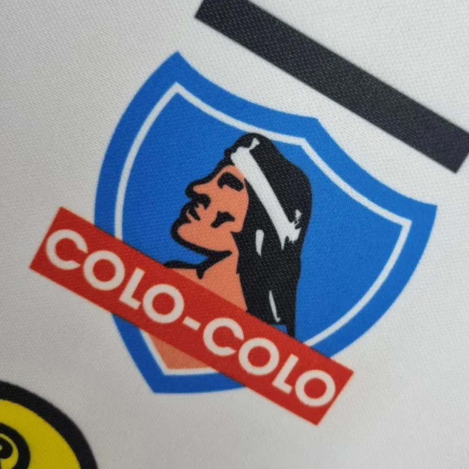 Thumbnail: Colo-Colo Home White 1995