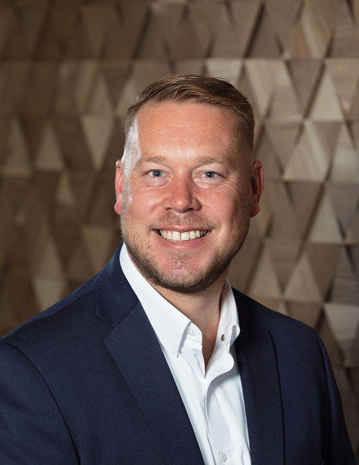 Mike Keast LinkedIn_edited.jpg