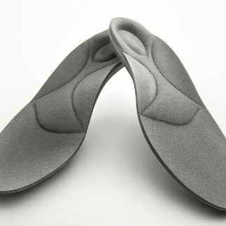 orthésiste : un métier méconnu au cœur de la santé du mouvement spécialisé dans les semelles orthopédiques