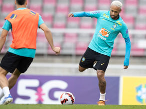 Neymar se machuca durante treino e pode desfalcar seleção nesta quinta