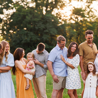 sunset family session, golden hour family photographer, noblesville family photographer, fishers family photographer, extended family session 