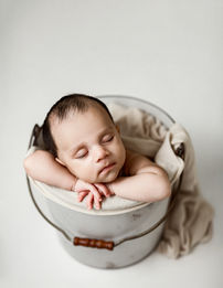 older baby newborn session, 6 week old newborn session, hello little props bucket