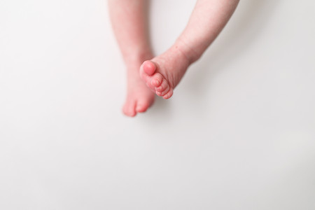 newborn baby feet and toes professional photography