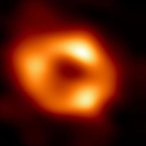 Telescópio Event Horizon fotografa Sagittarius A, o buraco negro supermassivo de nossa galáxia
